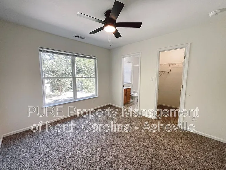 16 Evergreen Ave #A — Photo 8