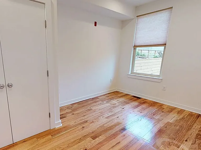 1642 N Marshall Street — Photo 11
