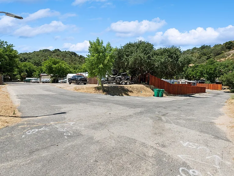Resthaven Mobile Home Park — Photo 16