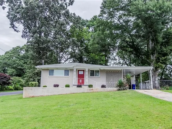 1982 Yucca Dr, Decatur, GA 30032