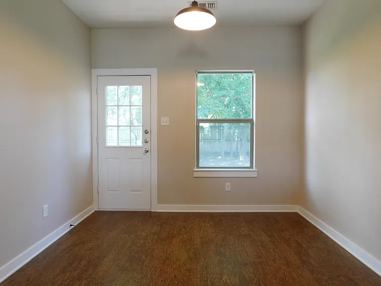 673 Copenhavr St — Photo 10