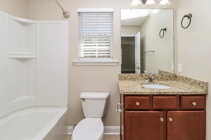 13748 Cedar Pond Cir — Photo 16