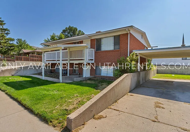 185 W 2200 S #2 — Photo 2