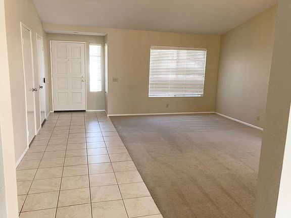 2nd image of 1665 Avenida Oceano