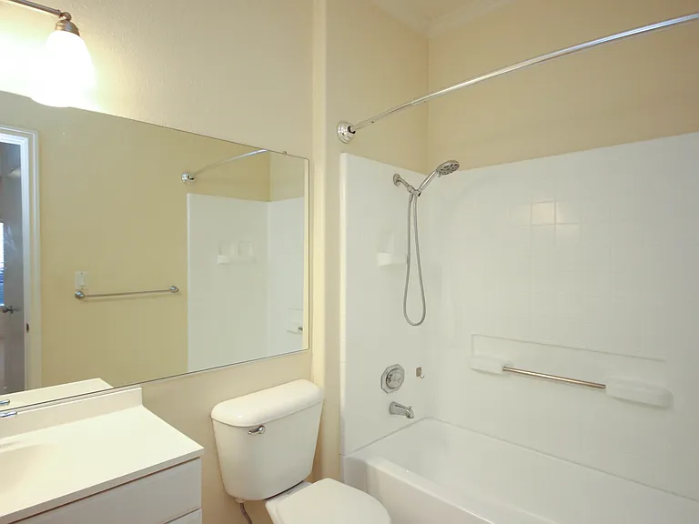 300 N El Molino Ave #126 — Photo 12