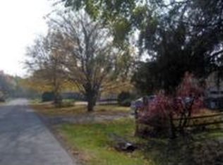 36 Lange Ave, Savoy, IL