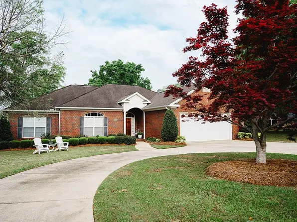 2945 Crabtree Ln E, Mobile, AL 36618