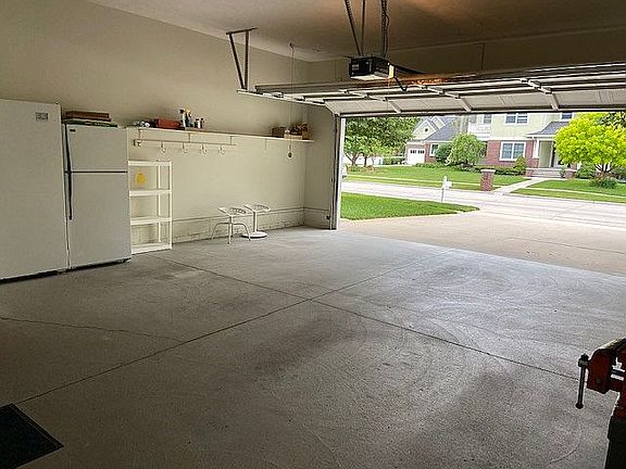 Oversize 2 car garage