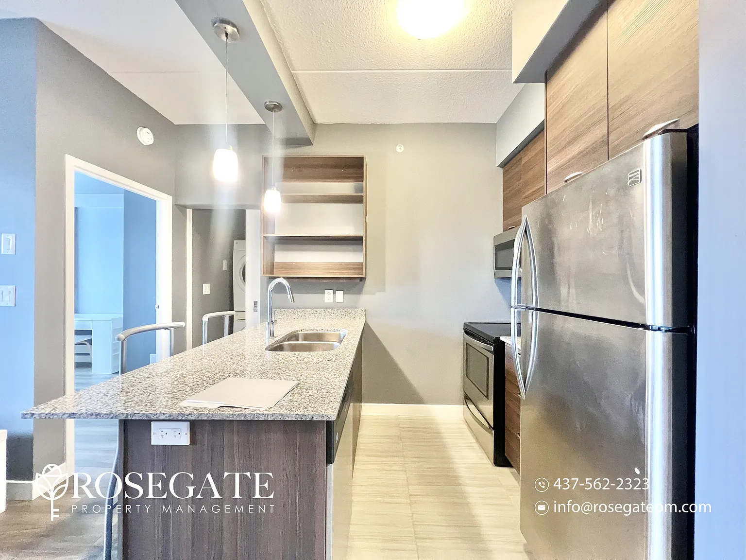 318 Spruce Street Waterloo — Photo 3