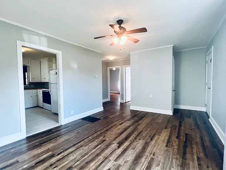 221 Mae Byrd Rd — Photo 6
