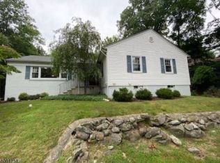 160 Alpine Trl, Sparta, NJ 07871