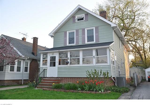 1st image of 110 E 219th St