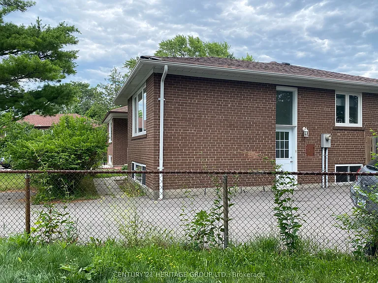 17 Gailong Ct #BASEMENT — Photo 36