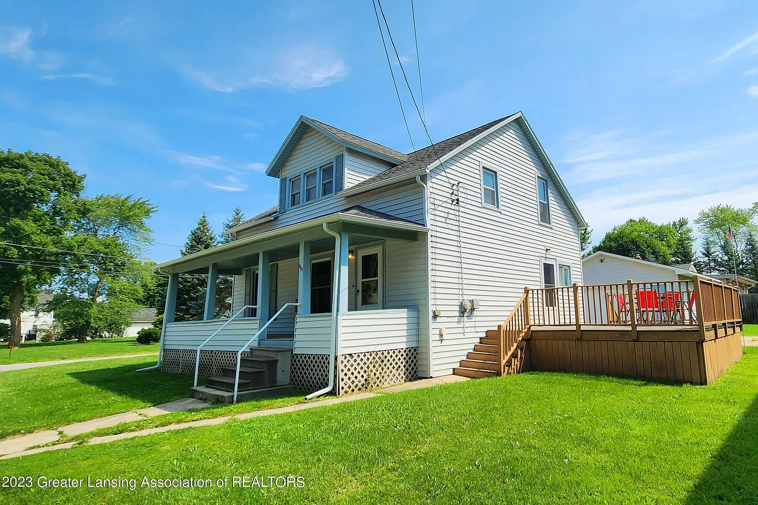 501 S Oak St photo 1