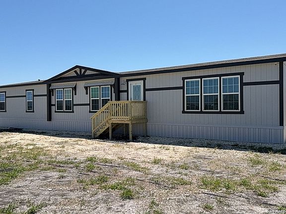 5th image of 438 county road 679