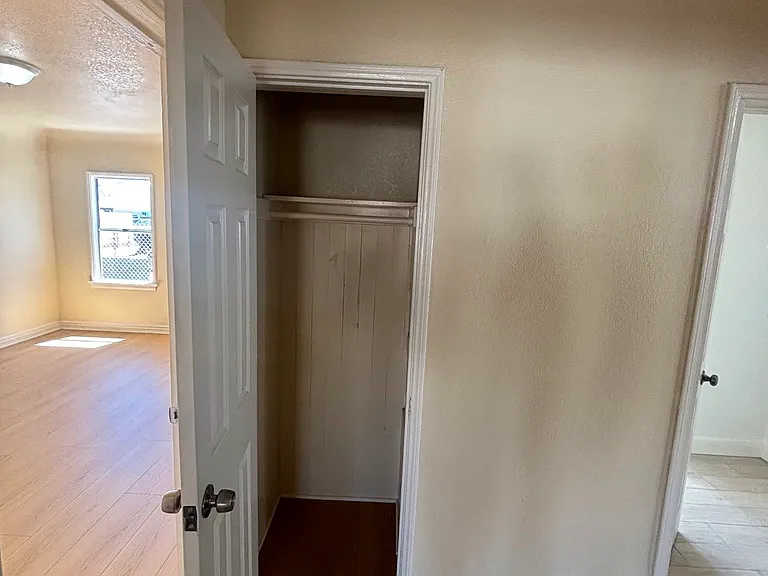 5158 Denker Ave — Photo 12