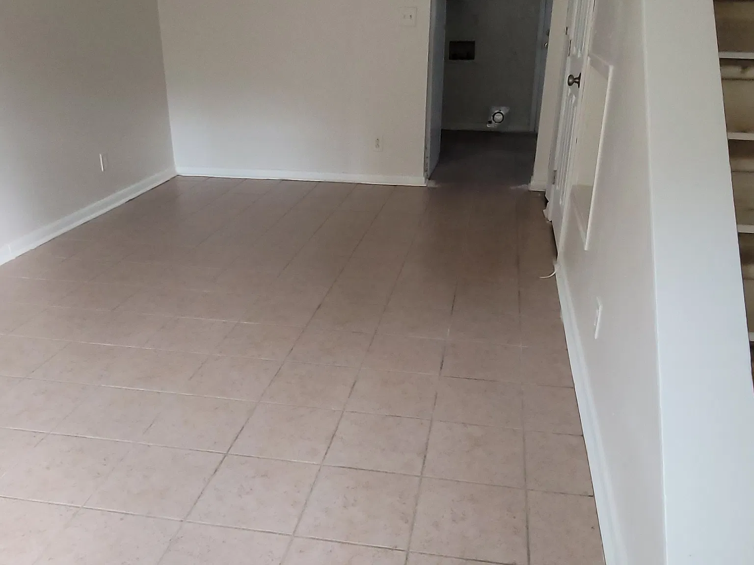 1929 Vantage Point Pl — Photo 2