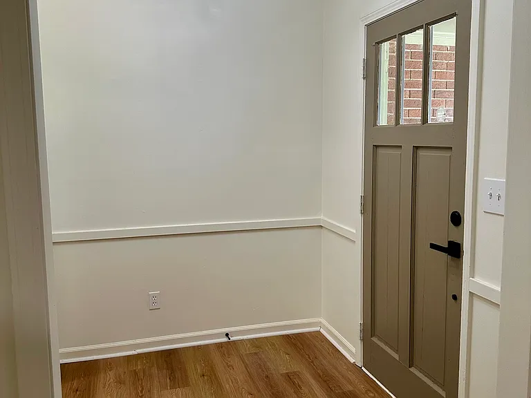 352 Henson Dr — Photo 35