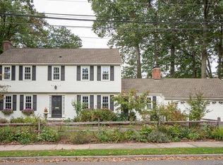 60 Fernwood Rd, West Hartford, CT 06119