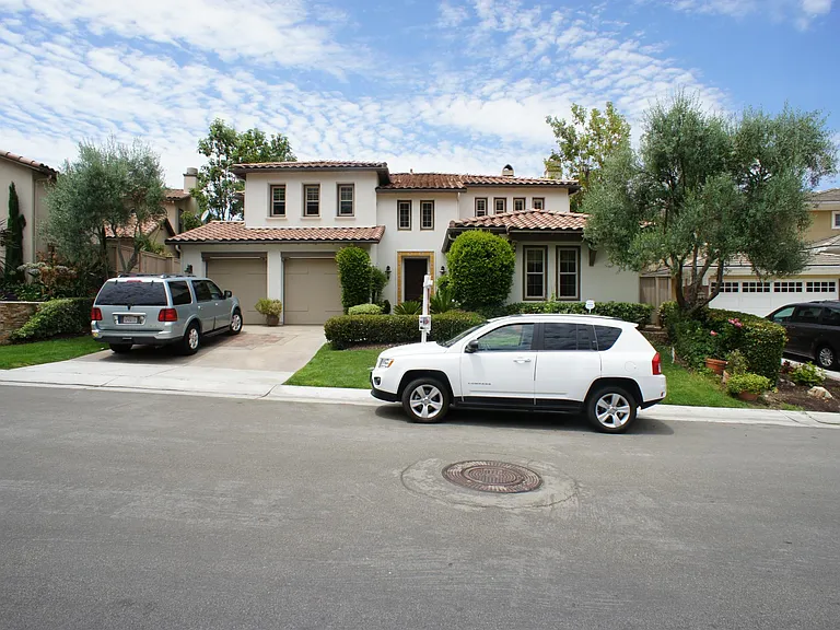 858 Genoa Way — Photo 9