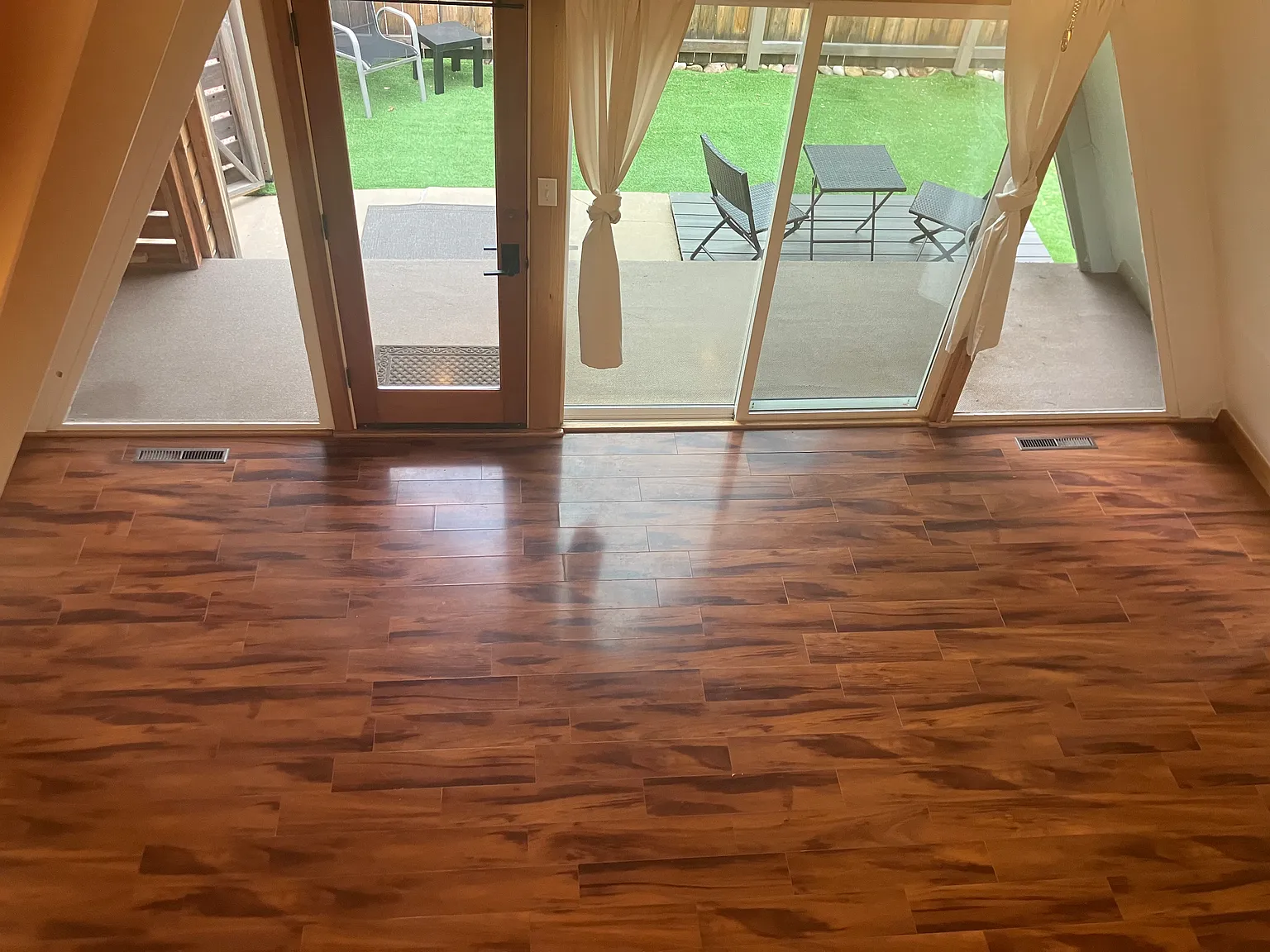 710 Crescent Dr. — Photo 2