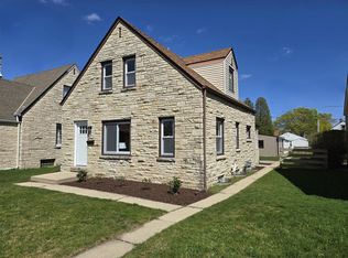 2660 S 71st St, Milwaukee, WI 53219