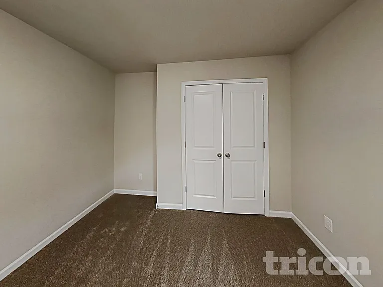126 Spring Knoll Dr — Photo 11