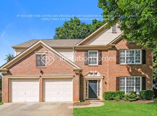 130 Lyndhurst Ct, Roswell, GA 30075