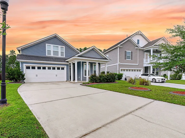 251 Palmetto Walk Dr — Photo 2