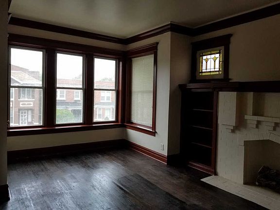 2nd image of 7417 S Eberhart Ave
