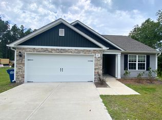 60 Huxley Ter, Hampstead, NC 28443