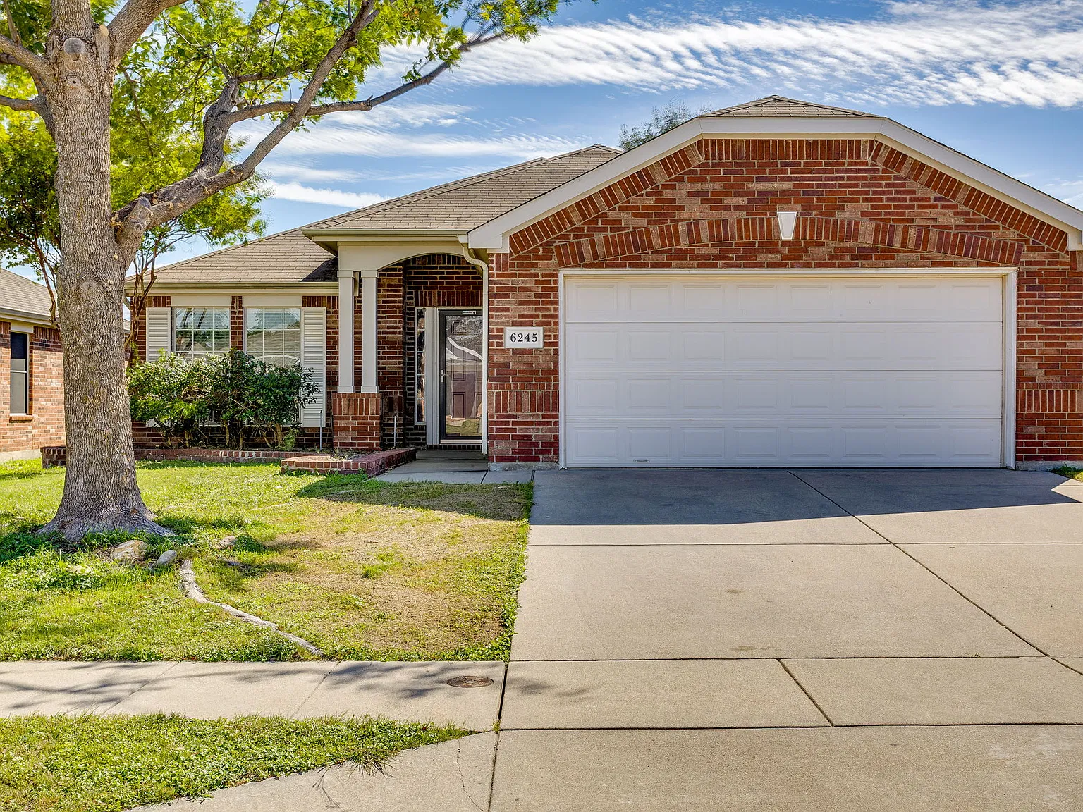 3 bed, 1770 sqft, $2,150 — Photo 1