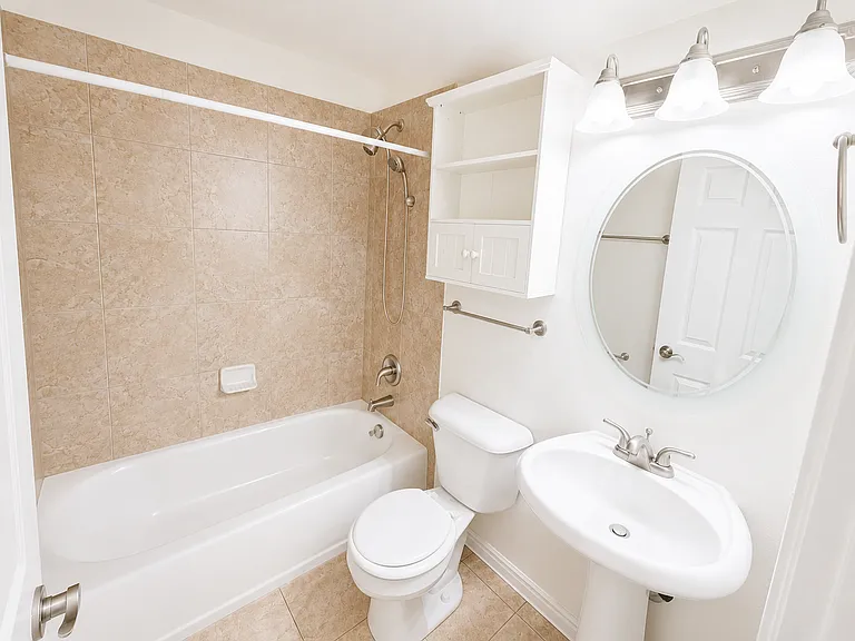 1564 E Hidden Valley Dr — Photo 28