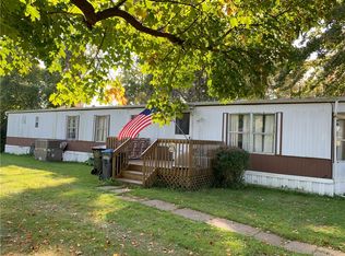 6316 E Townline Rd, Williamson, NY 14589