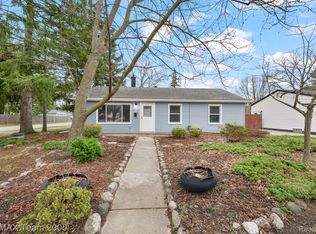 33101 Donnelly St, Garden City, MI
