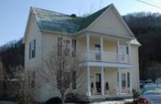 1st image of 510 Appalachian Trail Dr