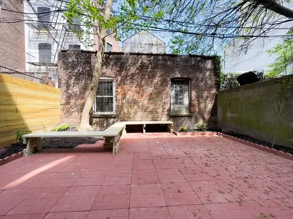 115 Carlton Ave, Brooklyn, NY
