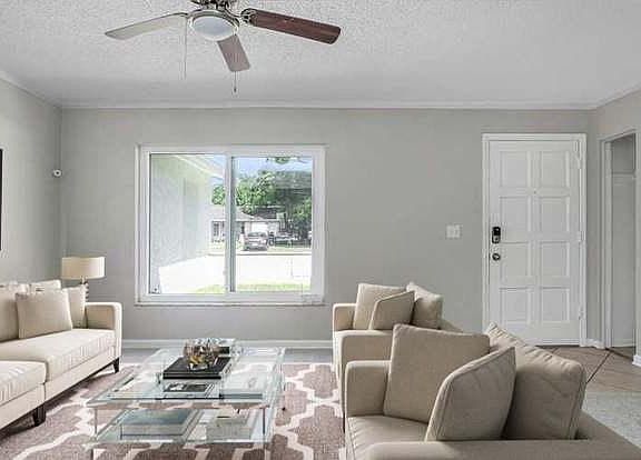 2nd image of 406 Silver Hill Dr