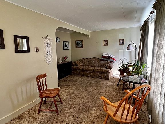3rd image of 14 Sanborn Ave