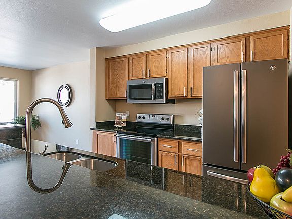 4th image of 901 E Marine View Dr Unit 205