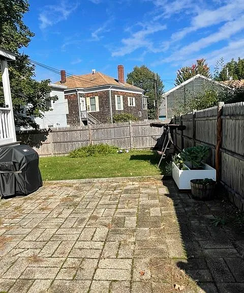 27 Pond St #1 — Photo 3