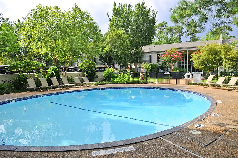 2nd image of 745 International Blvd APT 114