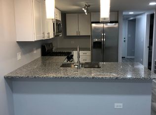 3329 W Cuyler Ave #B, Chicago, IL 60618