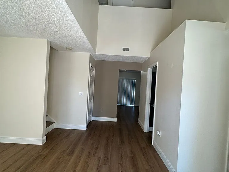 11718 Pethrick Dr — Photo 4