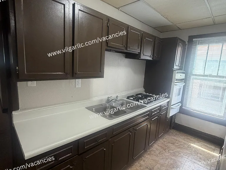 258 Carroll St — Photo 7