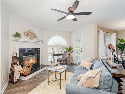 3624 Morris Farm Dr APT 2B, Greensboro, NC, 27409