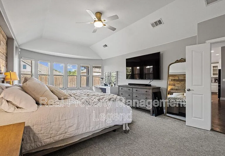 1451 Cedar Hollow Dr — Photo 26