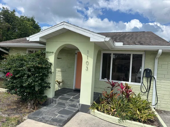 1103 15th St, Palm Harbor, FL 34683