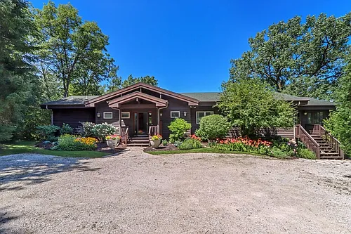 N7487 E Lakeshore Dr Photo 1