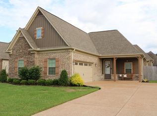 3578 W Enclave Dr, Southaven, MS 38672